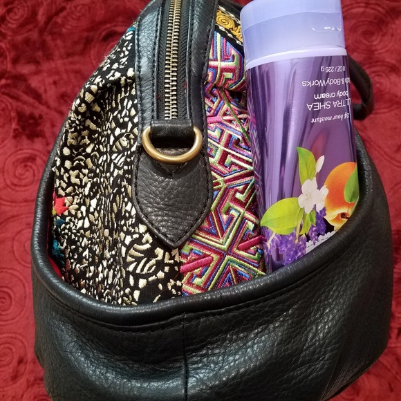 Isabella Fiore ~ Black Leather & Tapestry Handbag - Picture 5 of 8